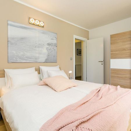 Pool Premium Apartment Врсар Экстерьер фото