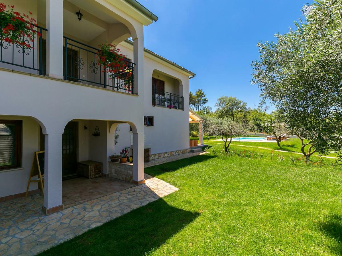 Pool Premium Apartment Врсар Экстерьер фото