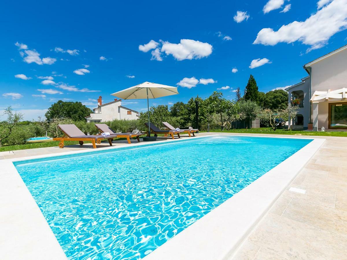 Pool Premium Apartment Врсар Экстерьер фото